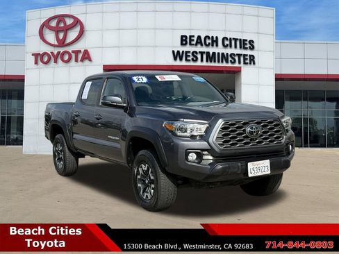 Used 2021 Toyota Tacoma TRD Off-Road w/ Technology Package AWD/4WD image 1