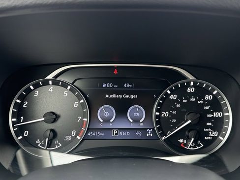 Used 2024 Nissan Frontier SV image 17