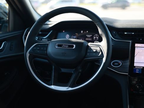 New 2025 Jeep Grand Cherokee L Limited image 22