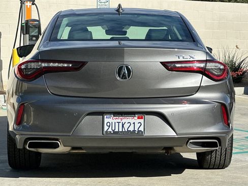 Certified 2025 Acura TLX w/ Technology Package image 9