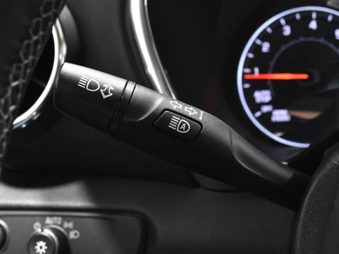 Used 2024 Chevrolet Blazer LT w/ Sound & Technology Package FWD image 15