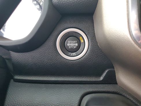 Used 2024 RAM 2500 Laramie image 26