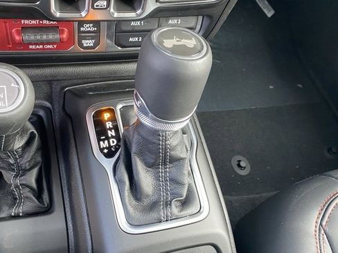 New 2026 Jeep Wrangler Rubicon image 25