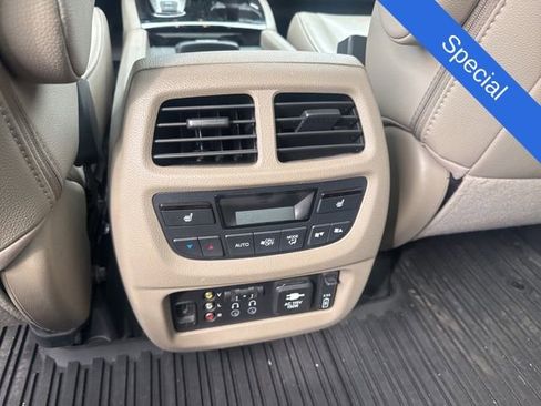Used 2018 Honda Pilot Elite image 8