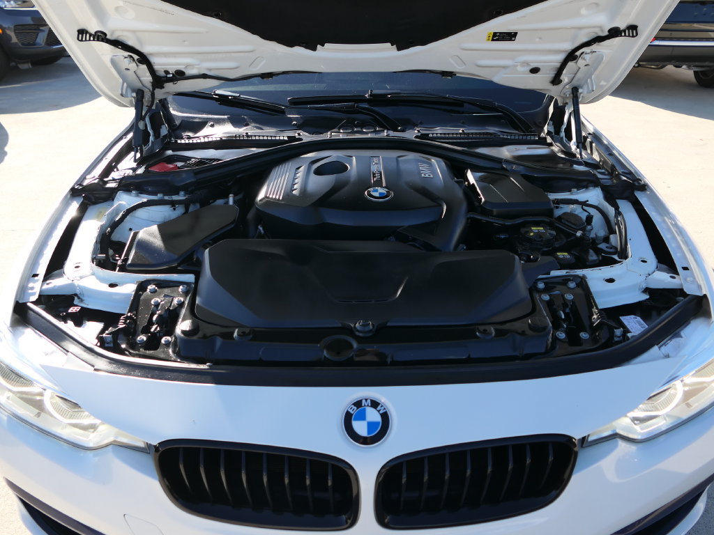 Used 2018 BMW 330i Sedan RWD image 31