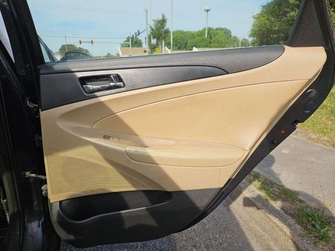 Used 2013 Hyundai Sonata GLS w/ Popular Equipment Pkg FWD image 15