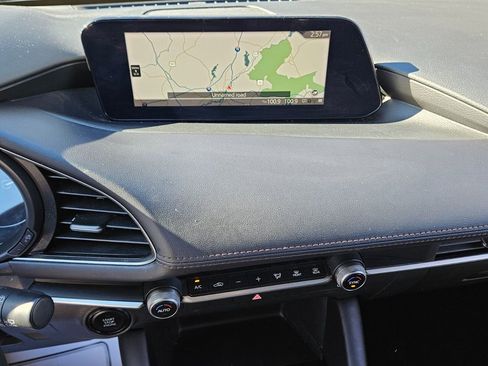 Used 2024 MAZDA MAZDA3 s image 17