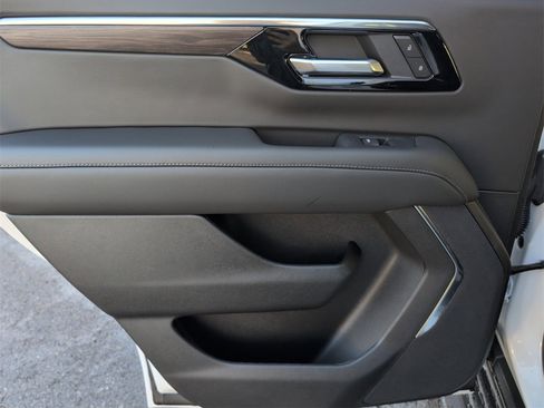 New 2026 Chevrolet Tahoe LS image 28