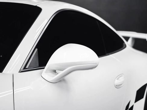 Used 2015 Porsche 911 GT3 RWD image 4