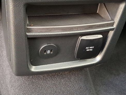 Certified 2023 Ford Edge SEL w/ Convenience Package image 11