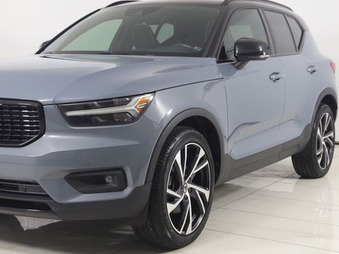 Used 2020 Volvo XC40 T5 R-Design image 53