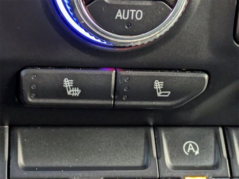 Used 2021 GMC Sierra 1500 SLE w/ LPO, GMC Protection Package image 24