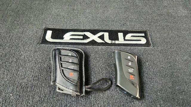 Used 2024 Lexus RX 350 FWD w/ Convenience Package image 82