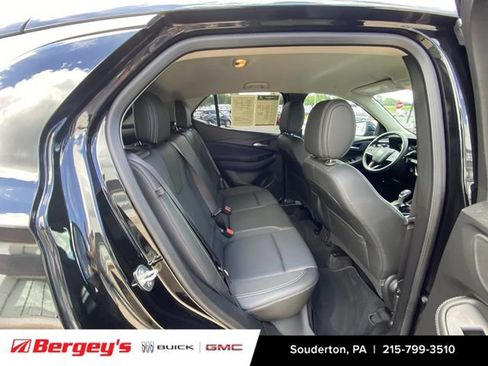 Used 2024 Buick Encore GX Preferred AWD/4WD image 25