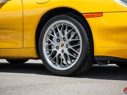 Used 2000 Porsche 911 Carrera 4 image 35