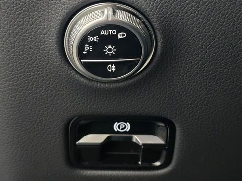 New 2026 Mercedes-Benz GLC 300 4MATIC image 24