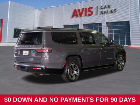 Used 2025 Jeep Wagoneer L Series II AWD/4WD image 6