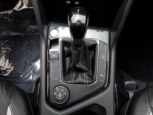 Used 2025 Volkswagen Taos SEL w/ Black Wheel Plus Package image 13