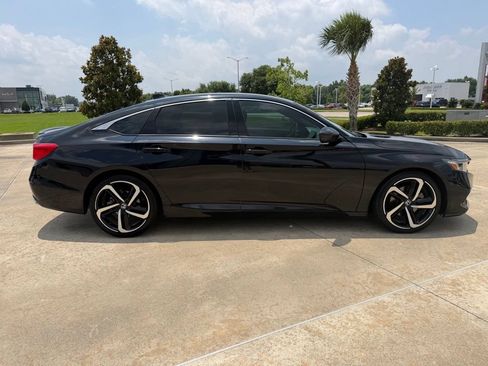 Used 2022 Honda Accord Sport image 6
