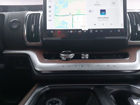 New 2025 Ford Expedition King Ranch image 11