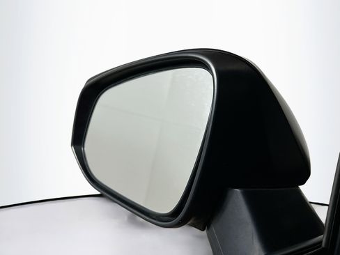 Used 2021 Toyota RAV4 LE image 16