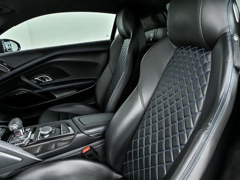 Used 2022 Audi R8 V10 performance AWD/4WD image 25