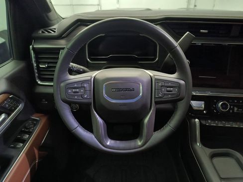 Used 2025 GMC Sierra 2500 Denali Ultimate AWD/4WD image 23