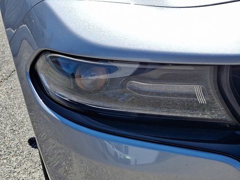 Used 2016 Dodge Charger R/T image 9