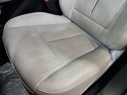 Used 2025 Cadillac Lyriq Luxury w/ LPO, Floor Liner Package AWD/4WD image 20