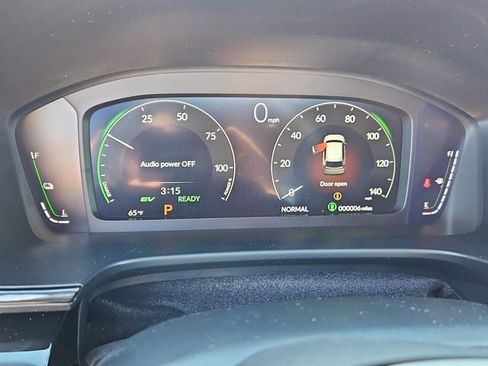 Used 2026 Honda CR-V Sport Touring image 11