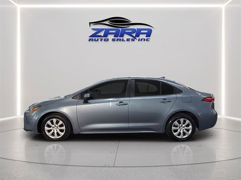 Used 2021 Toyota Corolla LE FWD image 4