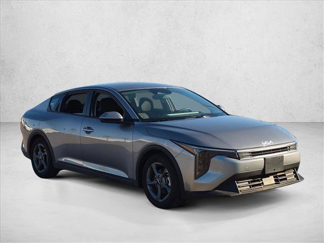 Used 2026 Kia K4 FWD image 3