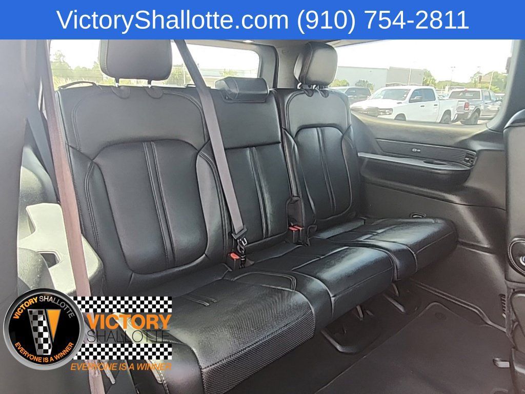 Certified 2024 Jeep Wagoneer Series II AWD/4WD image 39