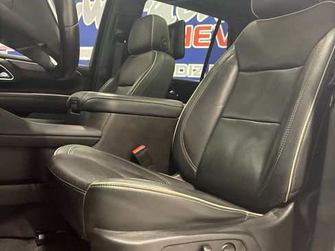 Used 2021 GMC Yukon SLT w/ SLT Premium Package AWD/4WD image 15