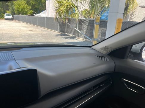 Used 2025 Kia K4 FWD image 34
