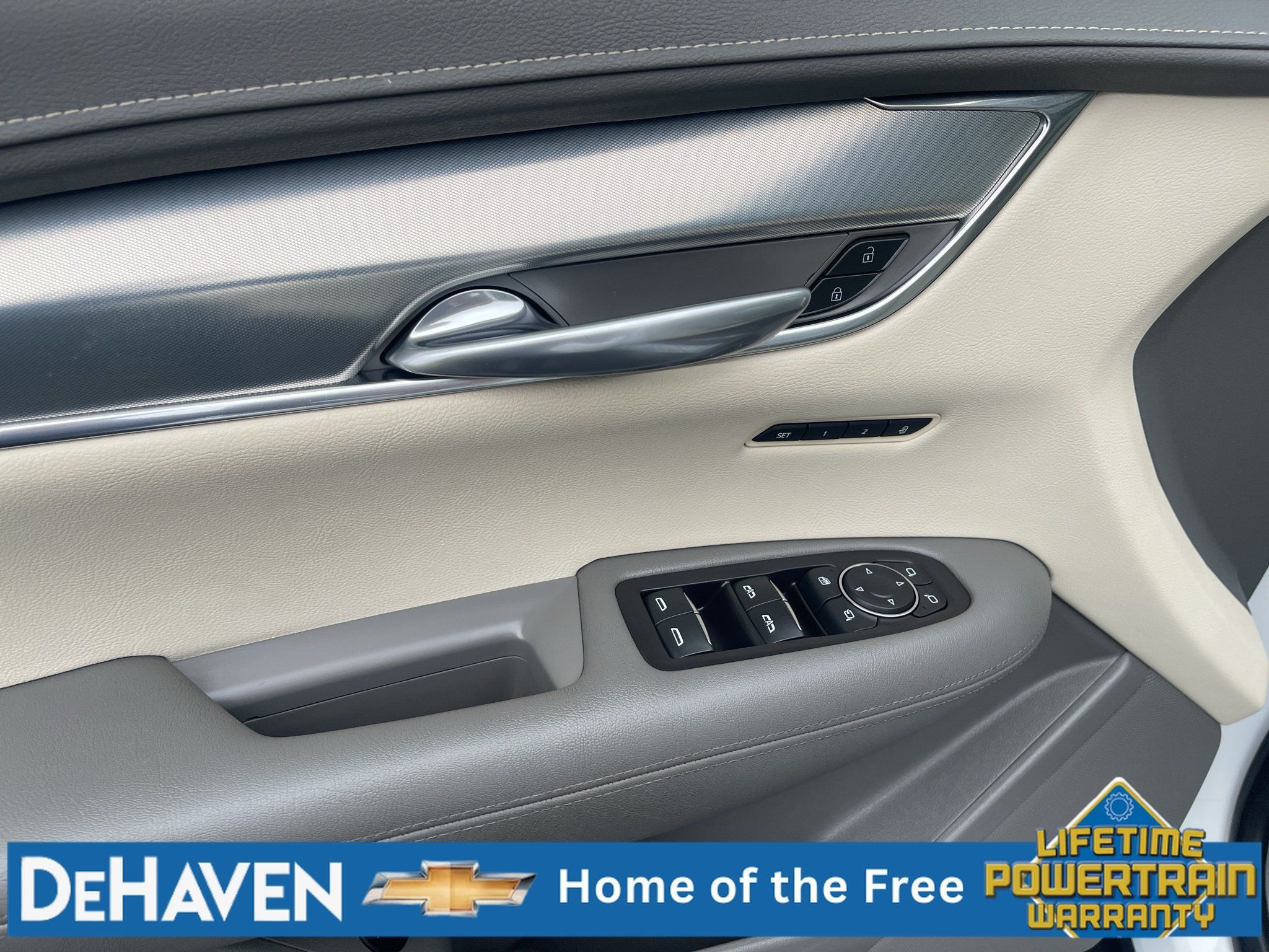 Used 2021 Cadillac XT5 Premium Luxury FWD image 24