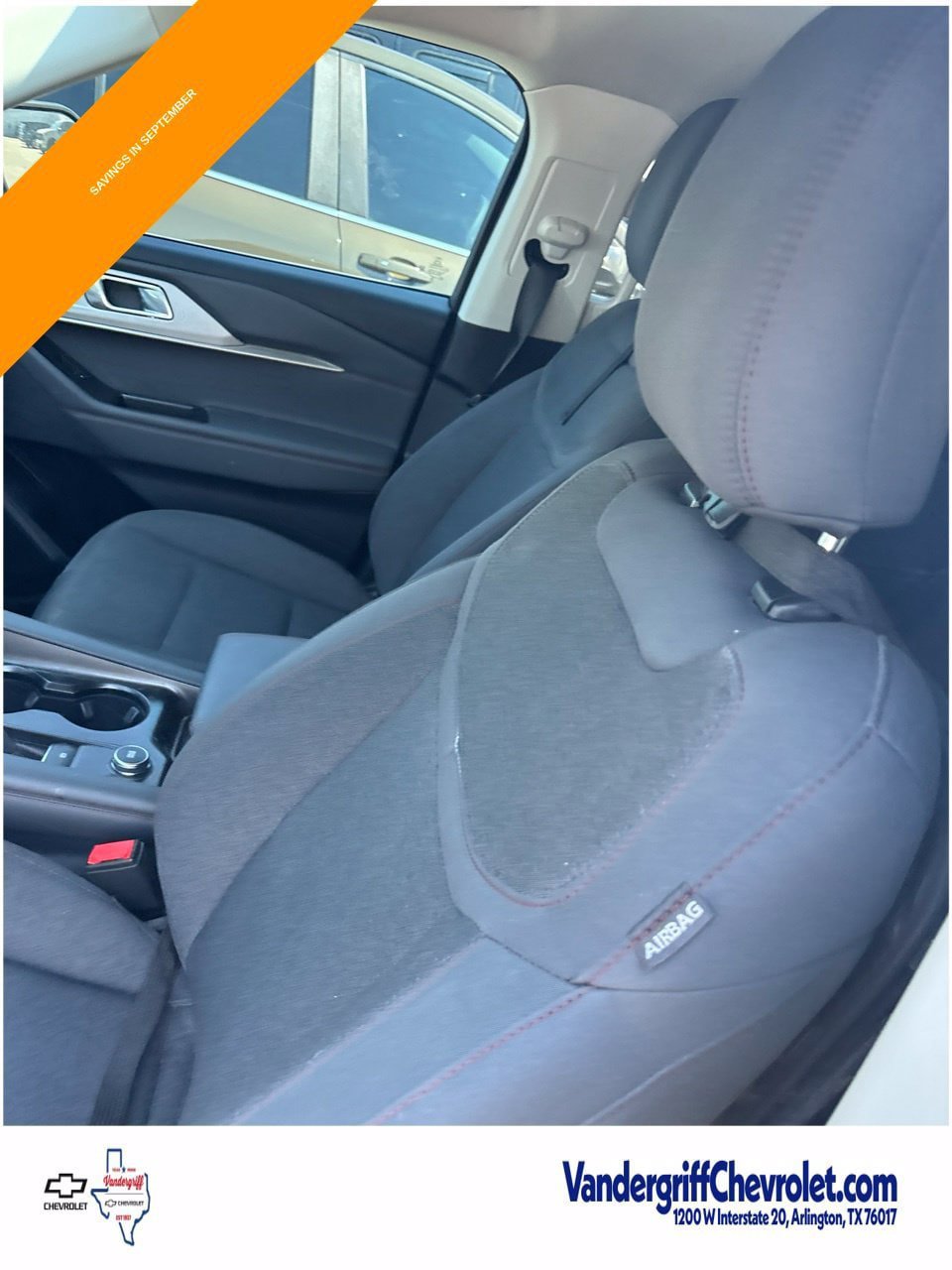 Used 2025 Ford Explorer Active RWD image 12