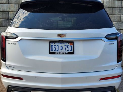 Used 2021 Cadillac XT6 Sport image 4