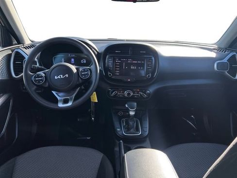 Used 2024 Kia Soul LX w/ Option Group 015 image 14