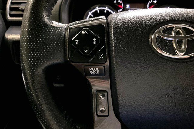 Used 2023 Toyota 4Runner TRD Off-Road Premium w/ Off Road Premium Plus Package AWD/4WD image 18