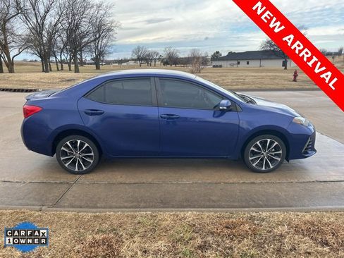 Used 2017 Toyota Corolla SE image 2