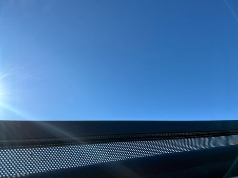 Used 2018 Volvo XC60 T5 Momentum image 25