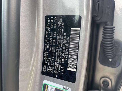 Used 2023 Hyundai Elantra Limited image 19