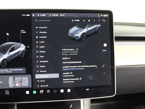 Used 2021 Tesla Model Y Long Range image 17