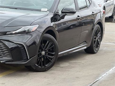 Certified 2026 Toyota Camry SE image 3