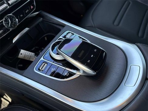 Used 2022 Mercedes-Benz G 550 w/ Exclusive Interior Package image 25