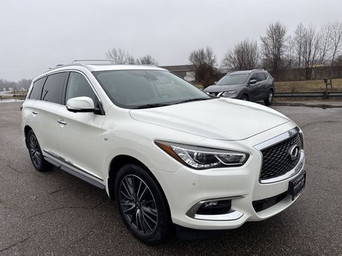 Used 2019 INFINITI QX60 Luxe w/ Sensory Package image 1