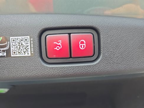 New 2026 Mercedes-Benz E 350 Sedan image 13