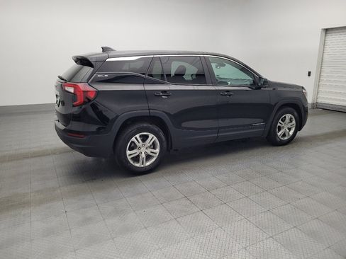 Used 2024 GMC Terrain SLE image 10