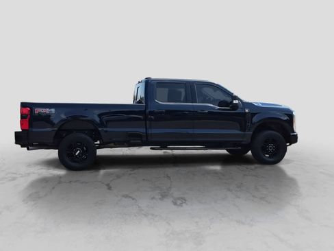 Used 2023 Ford F350 XLT w/ XLT Premium Package AWD/4WD image 9